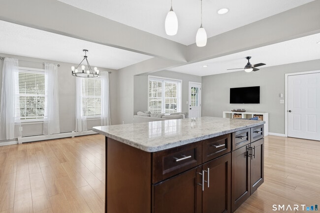 Building Photo - 84 Brookside Cir