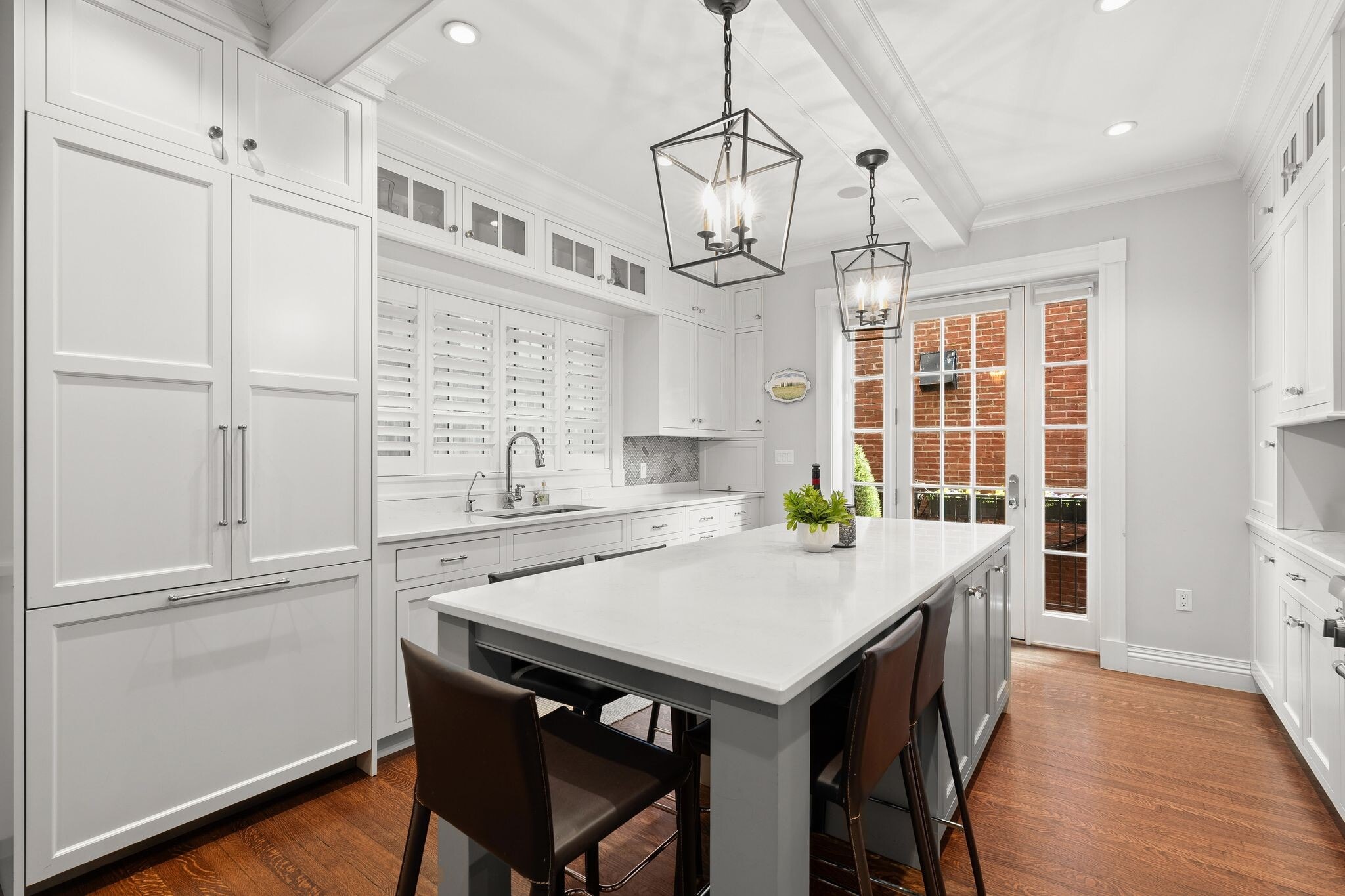 Building Photo - 7 Acorn St