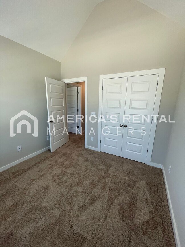 Building Photo - Home for Rent in Cullman, AL!! Available to View Now!!! SIGN A 13 MONTH LEASE BY 01/15/26 TO RECE...