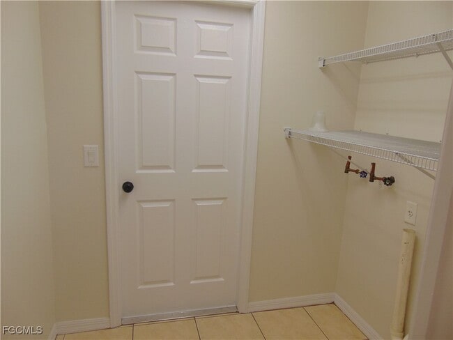 Building Photo - 9012 E Mac Ct