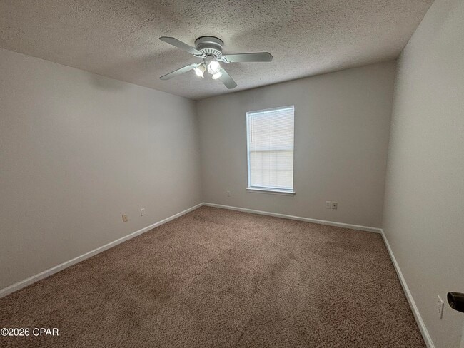 Building Photo - 3611 Eagle Ln