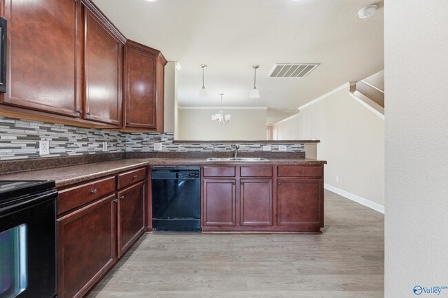 Building Photo - 113 Pitts Griffin Drive
