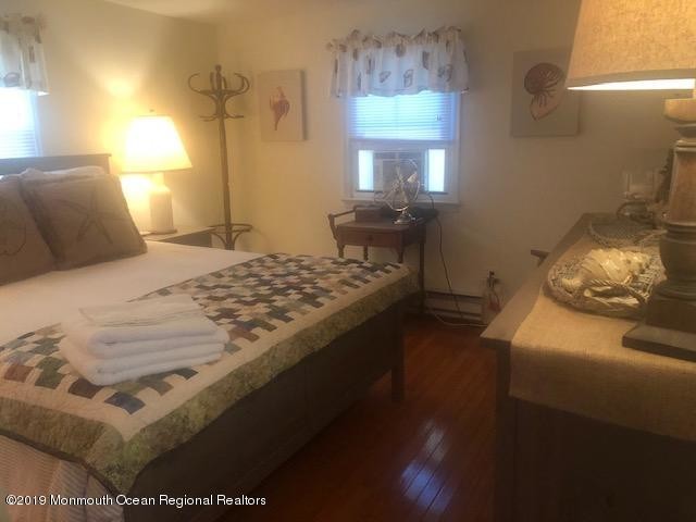 Building Photo - 1807 Greenwood Terrace