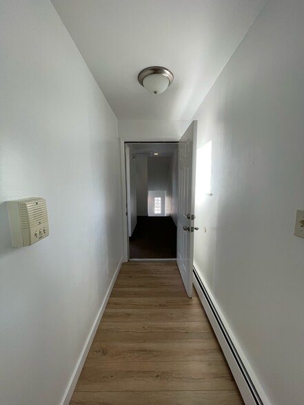 Building Photo - 307 Freeport Rd