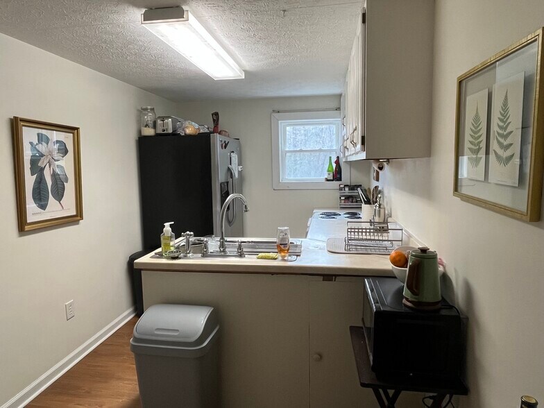 Building Photo - 2111 Lusters Gate Rd