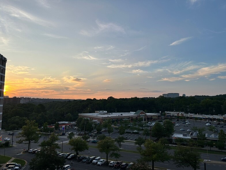 View - 4600 Duke St