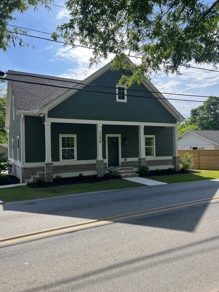 Gorgeous home with covered front porch - 1250 S Madison Ave