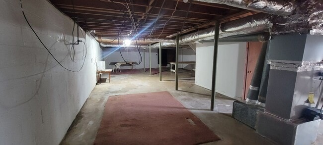 Building Photo - 200 Monsanto Rd