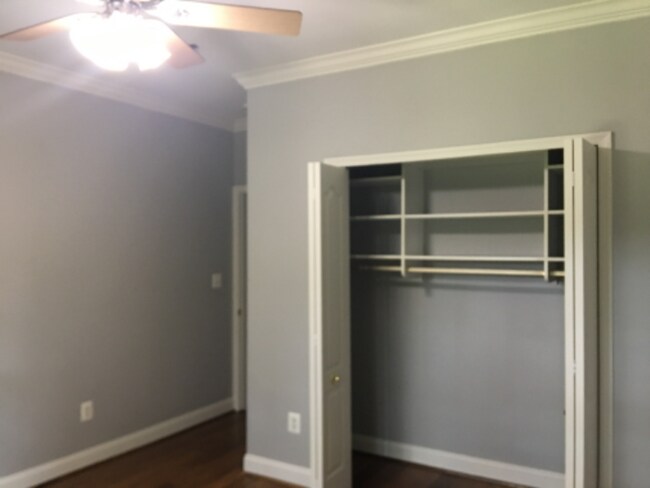 Building Photo - 2115 Ganton Green