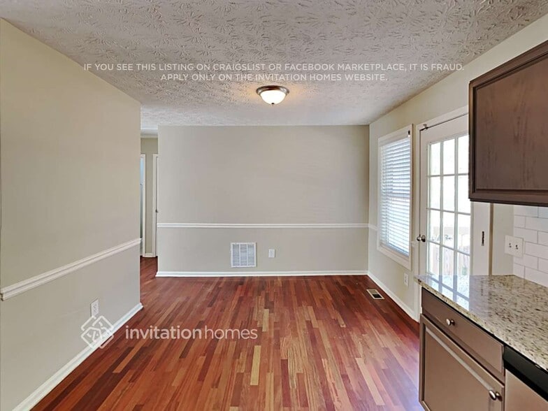 Building Photo - 472 Shoal Cir