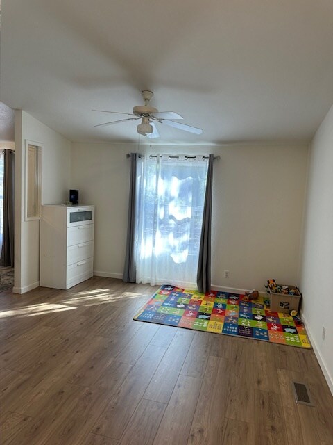 Building Photo - 16270 Redondo Dr