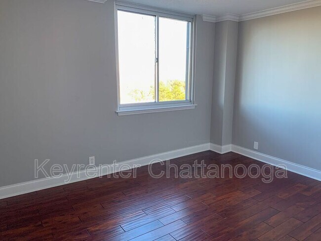 Building Photo - 1131 Stringers Ridge Rd