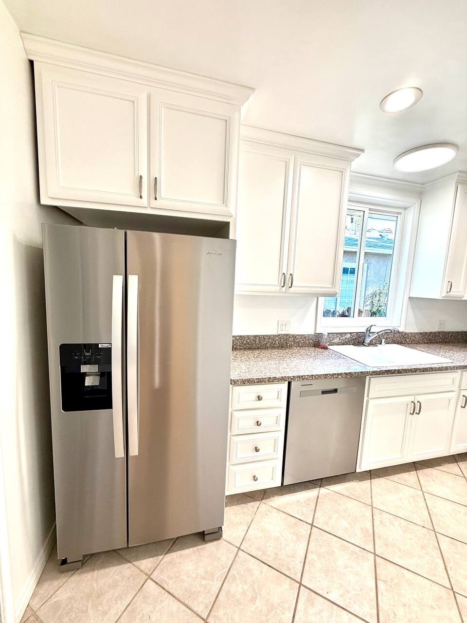 Building Photo - 22051 San Miguel St