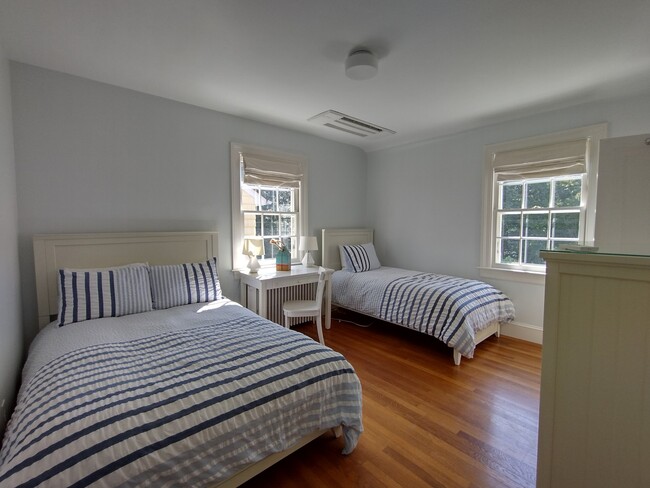 Building Photo - 5334 Nebraska Ave NW