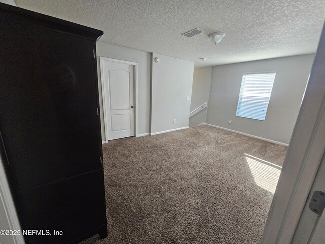 Building Photo - 8476 Julia Marie Cir