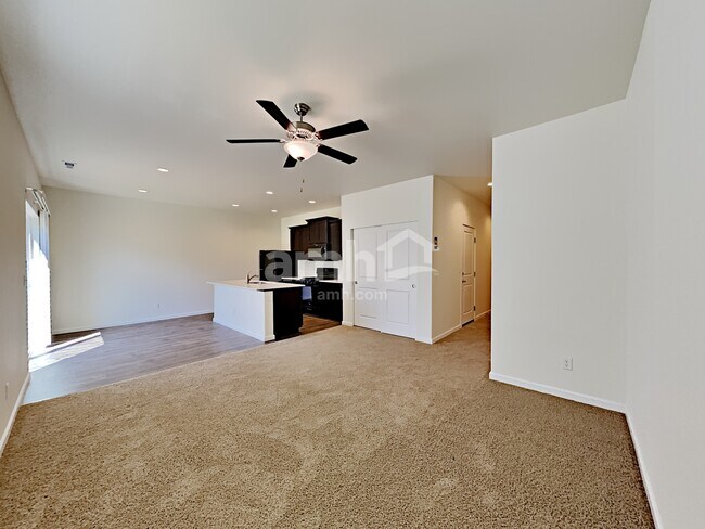 Building Photo - 1986 NW 22nd St