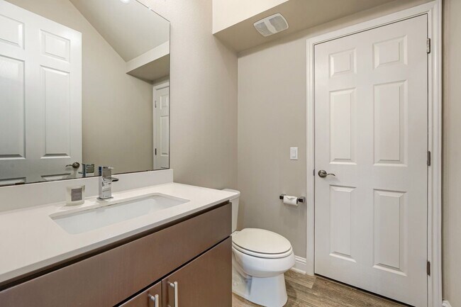Building Photo - 12620 Javea Dr