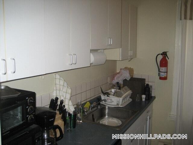 Building Photo - 101 Calumet St