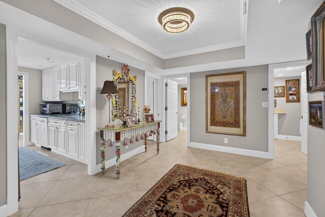 Building Photo - 5280 N Ocean Dr
