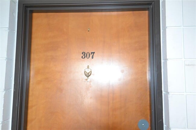 Primary Photo - 2585 Countryside Blvd