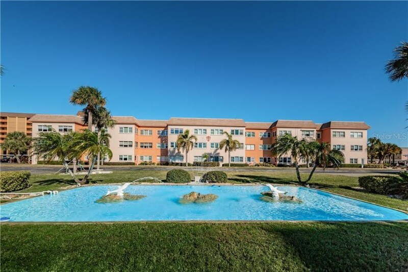 Building Photo - 8 Glencoe Pl