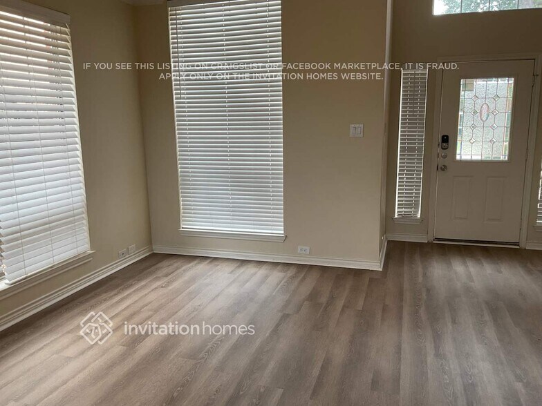 Building Photo - 11113 Promise Land Dr