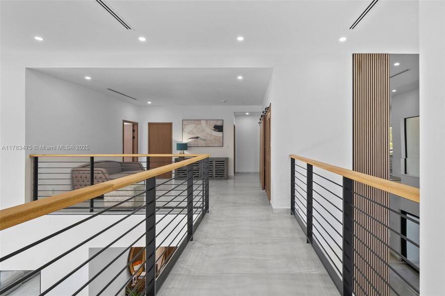 Building Photo - 3000 Riverland Rd
