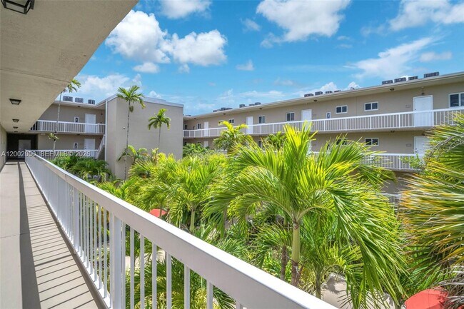 Building Photo - 8103 Camino Real