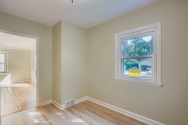 Building Photo - 837 Bidwell St