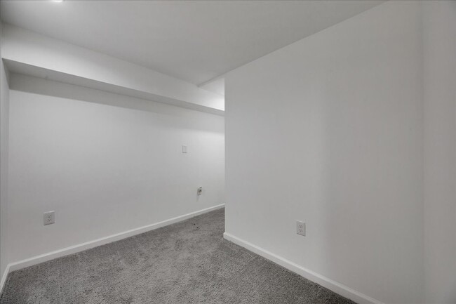 Building Photo - 1936 Druid Hill Ave