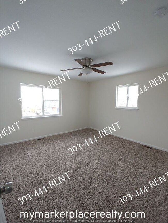 Building Photo - 2 Bedroom in Commerce City! Beautiful Home!