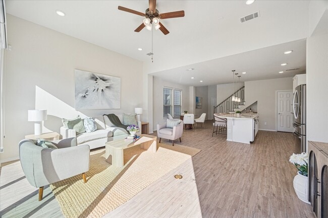 Building Photo - 4017 Delta Rose St