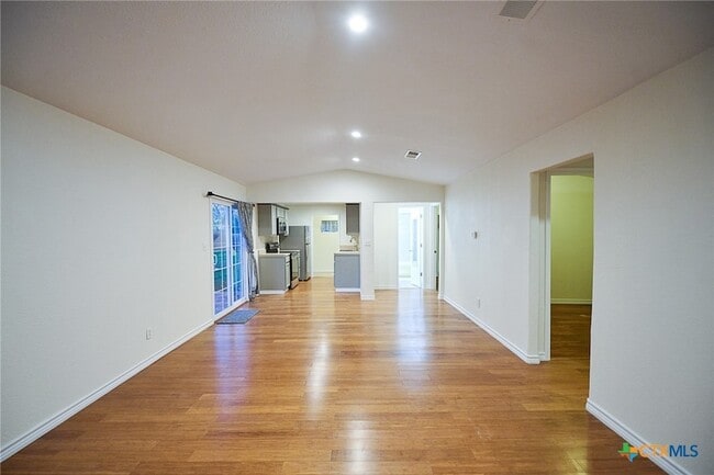 Building Photo - 919 Southside Dr