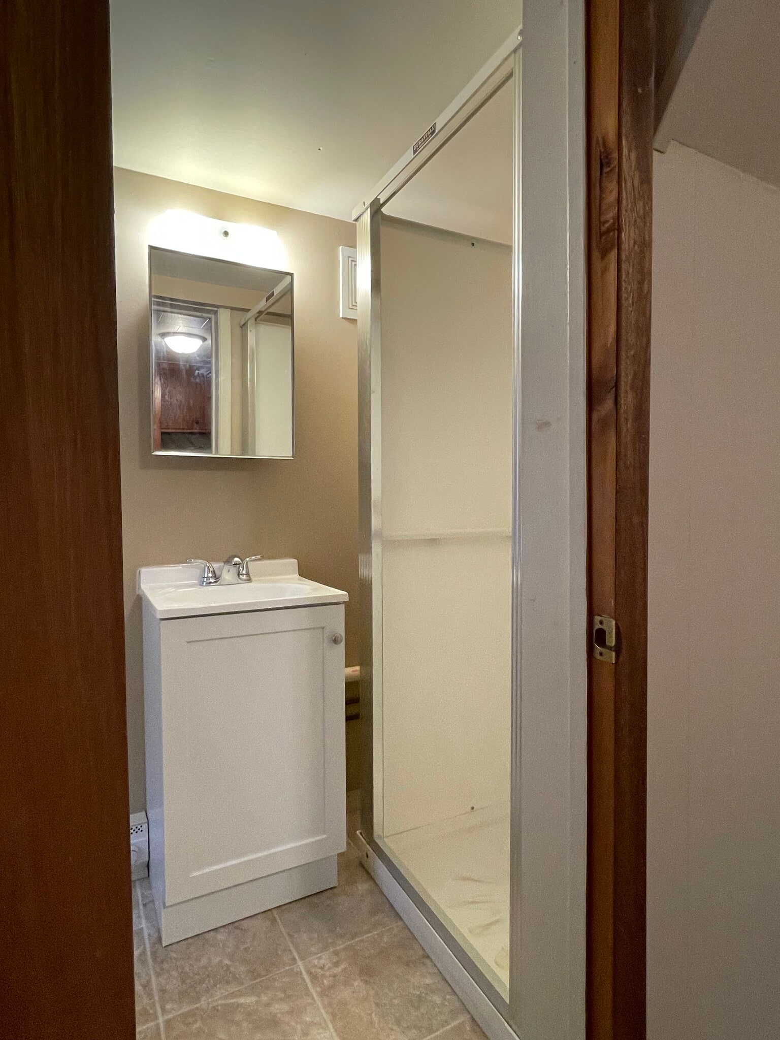 Building Photo - 622 Union St