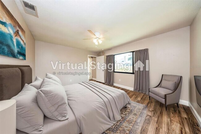 Building Photo - 308 Alba Ln