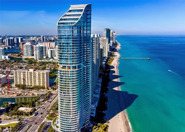 Building Photo - 15701 Collins Ave