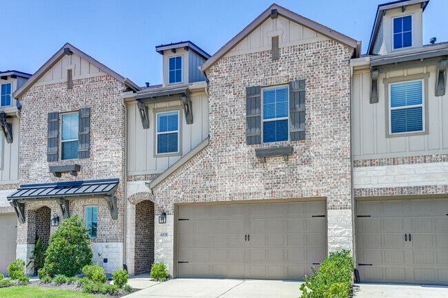 Building Photo - 6570 Scarlet Pond Ln