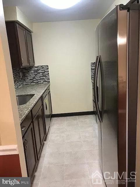 Building Photo - 8402 Tamarron Dr