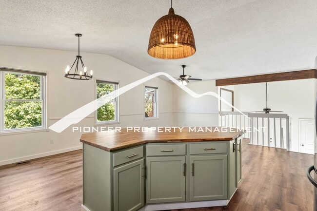 Building Photo - Updated 4 Bed, 2 Bath Home in Briargate with Mountain Views, fully fenced yard, 2 car garage and AC