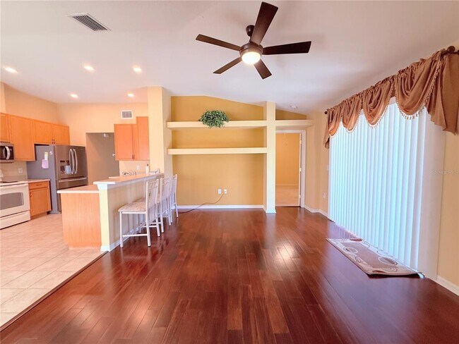 Building Photo - 5600 S Sparrow Hawk Ct