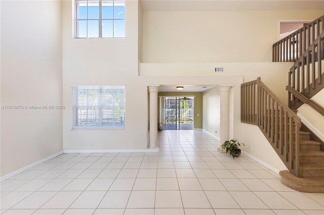 Building Photo - 1379 NW 166th Ave
