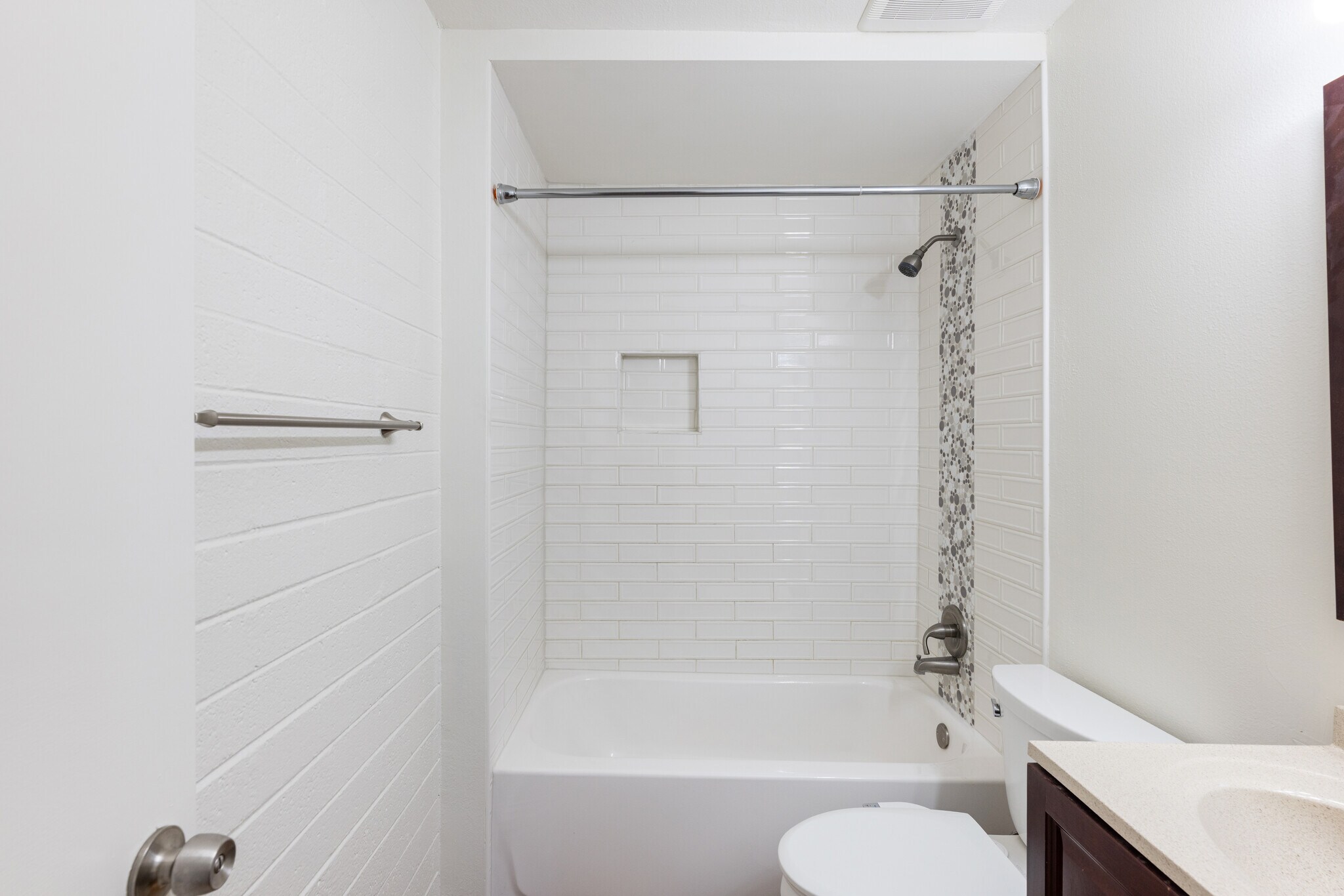 Building Photo - 3737 E Turney Ave