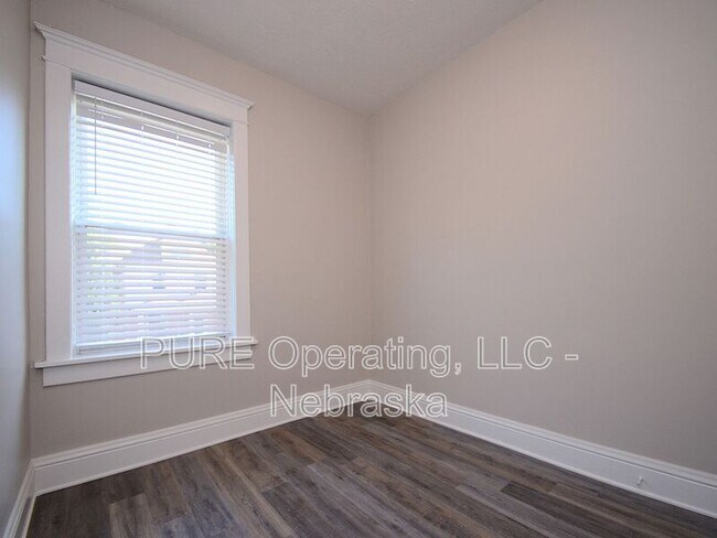 Building Photo - 2969 Harris St