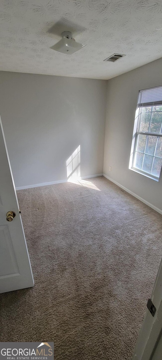 Building Photo - 6390 Alford Cir