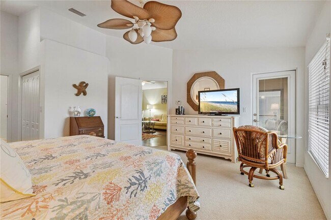 Building Photo - 3533 Lakewood Blvd