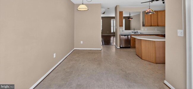 Building Photo - 2483 Lakeside Drive