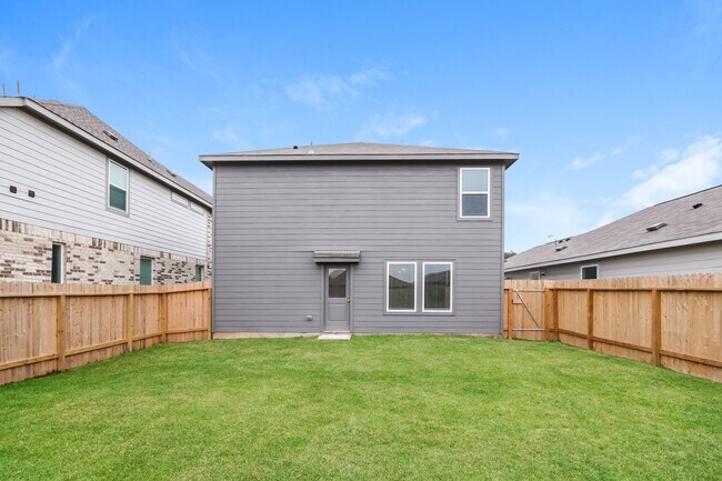 Building Photo - 31428 Moore Rd