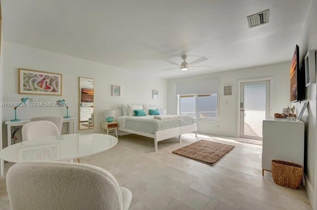 Building Photo - 1319 SW 30th St