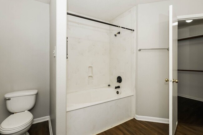 Building Photo - 32123 Decker Oaks Dr