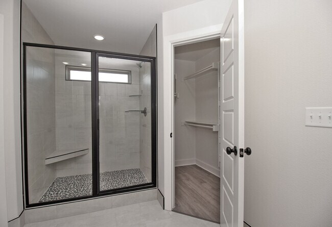 Building Photo - 1210 Monarch Rd